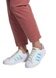 حذاء رياضي Superstar من adidas Originals