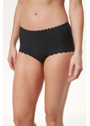 No VPL Scallop Edge Knickers