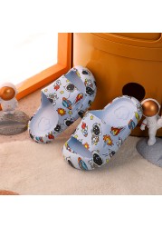 Children's slippers summer cartoon cute anti-skid soft bottom small children's room bath boys and girls home baby cold slippers