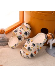 Children's slippers summer cartoon cute anti-skid soft bottom small children's room bath boys and girls home baby cold slippers