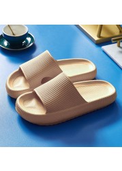 Thick Platform Home Bathroom Slippers Fashion Women Soft Sole EVA Indoor Slides Woman Sandals 2022 Summer Non-slip Flip Flops