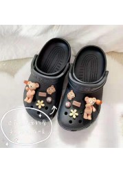 Luxury Designer Shoes Charms for Croc Fashion Clogs Shoe Charms Brand Retro Shoe Buckle Golden Chain Shoe Decorations 지비츠