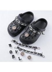 Luxury Designer Shoes Charms for Croc Fashion Clogs Shoe Charms Brand Retro Shoe Buckle Golden Chain Shoe Decorations 지비츠