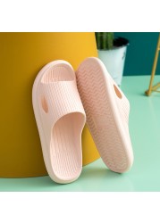 Home Soft-soled Slippers Women Summer Bathing Non-slip Soft Sandals Couple Noise Reduction Wear-resistant Flip Flops Female Shoes