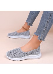 Breathable Mesh Couple Casual Shoes Anti-Slip Soft Sole Women's Sneakers Light Trend Running Shoes Flat Mesh Single Shoes