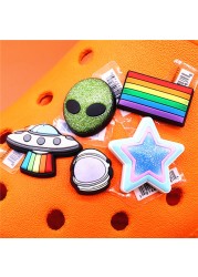 Original Space Alien Designer Shoe Charms 5pcs/lot Croc Buckle Luxury Accessories Rainbow Sun Clog Dog Jewelry Decorations Jibz