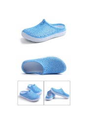 2022 Women's Casual Clogs Breathable Beach Sandals Valentine's Day Slippers Summer Slip-on Women Flip Flops Home Shoes Unisex Shoes