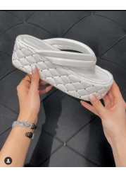 New Large Women's Slippers 2022 Summer New Muffin Thick Bottom Clip Toe Herringbone 43 Black Sandals