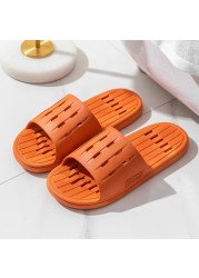 Bathroom Leakage Slippers Women Summer Indoor Bath Non-slip Quick-drying Shoes Couples Home Wear-resistant Sandals Slippers