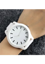 Brand Wrist Watches Fashion Men Women Ladies Girl Couples Crocodile Pattern Quartz Casual Silicone Band Watch LA06