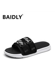 Men Summer Shoes Plus Size Slippers Fashion Men Slippers Flip Flops Comfortable Shoes Casual Shoes Saplatos Masculino