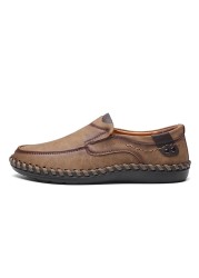 BTMOTTZ - Men's Genuine Leather Moccasin Shoes, Fashionable Driving Shoes, Breathable, No Laces, Size 38-48