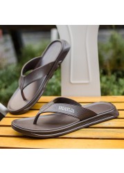 flip flops men summer outdoor beach wear non-slip deodorant clip feet men indoor slippers wear-resistant leather trend shoes