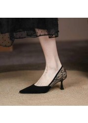 Pointed toe stiletto high heels women 2022 summer new lace stitching fashion single shoes French retro shallow women's shoes