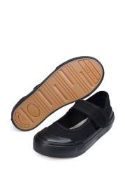 ToeZone Black One Strap Plimsoles