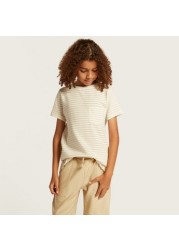 Striped Crew Neck T-shirt with Short Sleeves and Chest Pocket