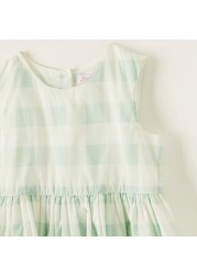 Juniors Gingham Sleeveless Dress with Button Closure