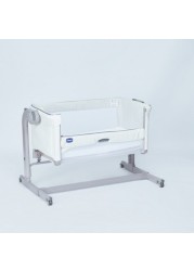 Chicco Next 2 Me Magic Side Sleeping Crib