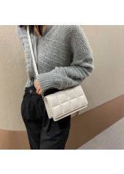 Women Bag 2022 New Female Literary One Shoulder Bag Minority Design Cross Body Bag Trend Women Fashion Bag Fashion Bag