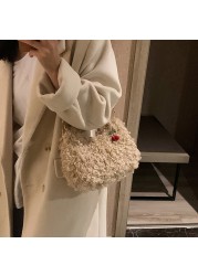 Small lamb wool shoulder bags ladies purse crossbody bags winter bags plush fluffy handbag shopping bag