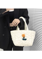 Women's Handbag 2022 Cotton Clutch Bag Girl Shopper Fashion Casual Flower Quilted Bag Winter Cute Knitted Tulip Handle Bag