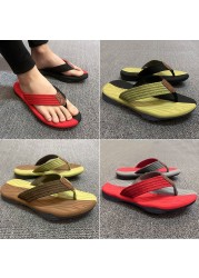 Summer Men Flip Flops Massage Insoles Skid Protective Good Quality Double Sole Soft Comfortable Shoes Large Size Male Shoes Hot Sale