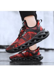 Men's Running Shoes Breathable Fashion Mixed Color Camouflage Sneakers Air Mesh Increase Shock Absorption Casual Sneakers