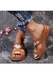 Rimocy Floral Embroidery Women Slippers Soft Bottom Beach Beach Women 2022 Summer Slip On Sandals Plus Size 43 Mujer Flip Flops