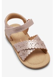 Scallop Sandals Standard Fit (F)