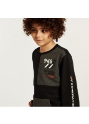 Juniors Graphic print Pullover with Long Sleeves and Pockets