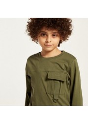 Juniors Solid T-shirt with Long Sleeves and Pocket Detail