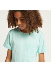 Juniors Solid T-shirt with Short Sleeves and Pocket Detail