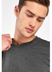  V-Neck Slim Fit