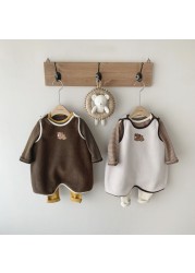 2022 New Spring Autumn Fashion Baby Girls Boys Cute Cartoon Bear Sweater Home Sleeping Bag Newborn Warm Sweater