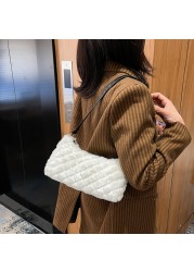 Women Fashion Plush Faux Fur Bag Diamond Lattice Shoulder Bag Autumn Winter Zipper Cloud Pure Color Brand Designer Handbags