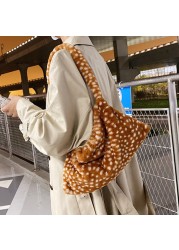 2022 cute plush female shoulder bags printed leopard crossbody bags high capacity girl pocket winter warm fluffy handbags