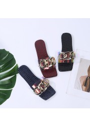 Women Slippers Summer New Metal Chain Decoration Square Heel Sandals Light Comfortable Outdoor Beach Slippers Flat Slides Shoes