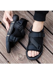 Summer New Sports Men's Sandals Man Slippers Buckle Strap Leisure Fashion Flats Slides Breathable Air Mesh Beach Shoes for Male