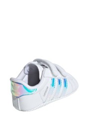 حذاء رياضي Superstar للأطفال من adidas Originals