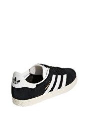 حذاء رياضي Gazelle للشباب من adidas Originals