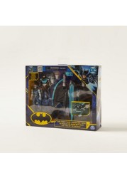 Bat-Tech Flyer with Batman and Mr. Freeze Action Figurine Toy