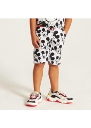 Mickey Mouse Print Crew Neck T-shirt and Shorts Set