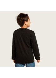 Juniors Solid T-shirt with Long Sleeves and Pocket Detail