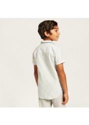 Juniors Textured Shirt with Short Sleeves and Button Closure