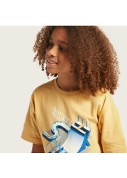 Juniors Graphic Print T-shirt with Short Sleeves