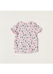 Juniors Printed Round Neck T-shirt with Cap Sleeves