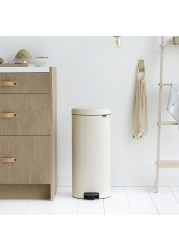 Brabantia NewIcon Pedal Bin (30 L, Almond)