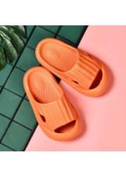 New Summer Children Shoes Casual Sandals Slippers Baby Boys Girls Slides Sandal Soft Thick Sole Quick Dry Beach Pool Slippers