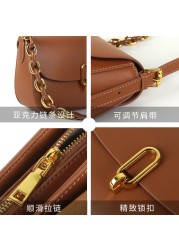 2022 high quality spring new fashion simple leather saddle bag specialized lock women's shoulder bag messenger bag best small gift