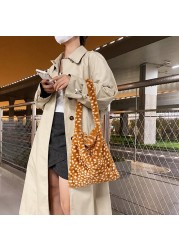 2021 Women Leopard Print Open Pocket Shoulder Bags Winter Warm Soft Plush Bucket Bags Female Large Capacity Furry Shopping Bag